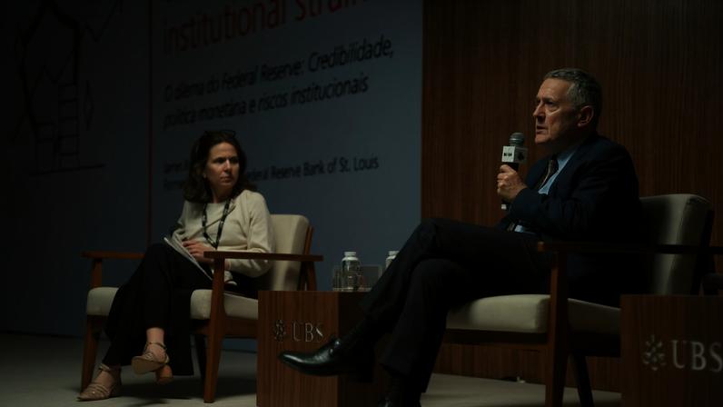 O painel foi mediado por Solange Srour, chefe da área de macroeconomia do Brasil no UBS