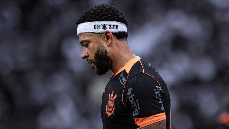 Dorival Júnior aponta data de retorno de Memphis ao Corinthians