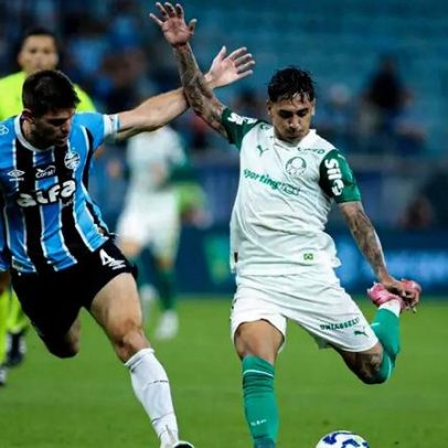 Grêmio vira sobre Palmeiras e título do Brasileirão fica mais distante