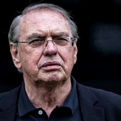 Stabile critica dirigentes e pede respeito ao Corinthians