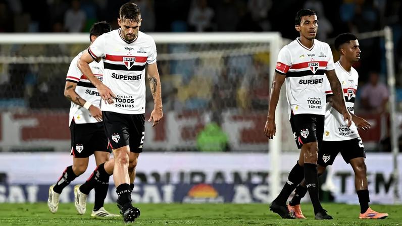 São Paulo foi a campo contra o Fluminense com 15 desfalques, sendo 13 lesionados (Foto: André Fabiano/Código 19/Gazeta Press)