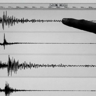 Japão eleva alerta de tsunami após sismo com aviso de novos tremores