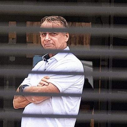 Choque na cadeia: Bolsonaro enfrenta prisão perpétua