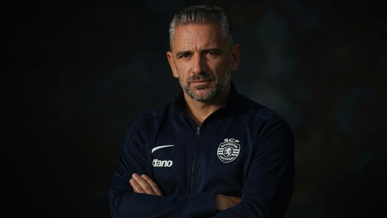 Rui Borges, treinador do Sporting, à procura de voltar às vitórias depois do empate 1-1 com a Juventus (Foto: Miguel Nunes)