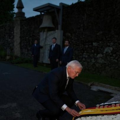 Presidente alemão homenageia vítimas do bombardeio nazista em Guernica