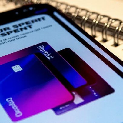 Revolut amplia atuação global e abre filial na Suécia contra a Klarna