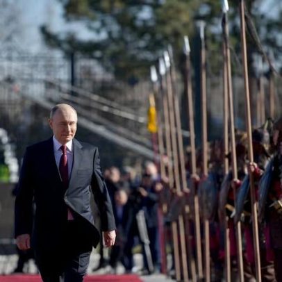 Trump vê chance de acordo rápido com a Ucrânia diante da lentidão de Moscou