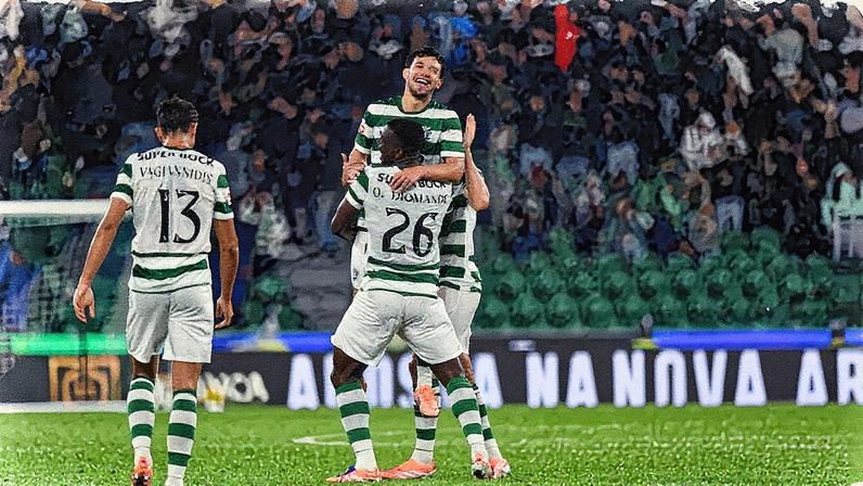 Pedro Gonçalves muito feliz após assinar um dos momentos da noite de Alvalade - Foto: MIGUEL NUNES