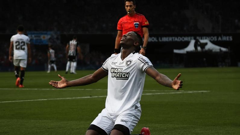 Luiz Henrique relembra final da Libertadores do Botafogo e diz ter saudade