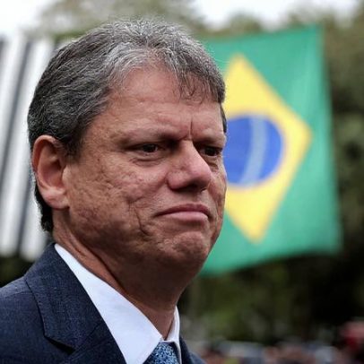 Tarcísio não se opõe à prisão perpétua e defende aliado do Congresso