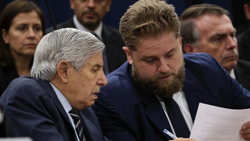 Judiciário endurece controle sobre aliados de Bolsonaro; Moraes mira Heleno