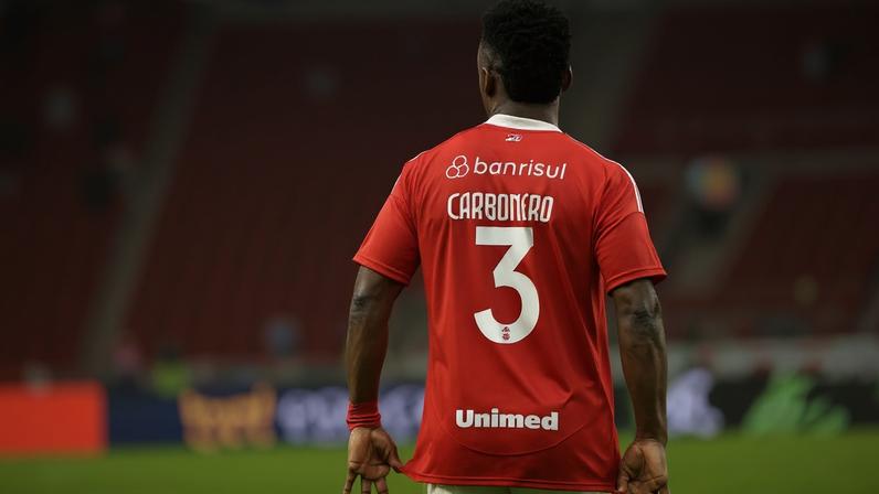 Internacional terá retorno de três jogadores contra o Vasco