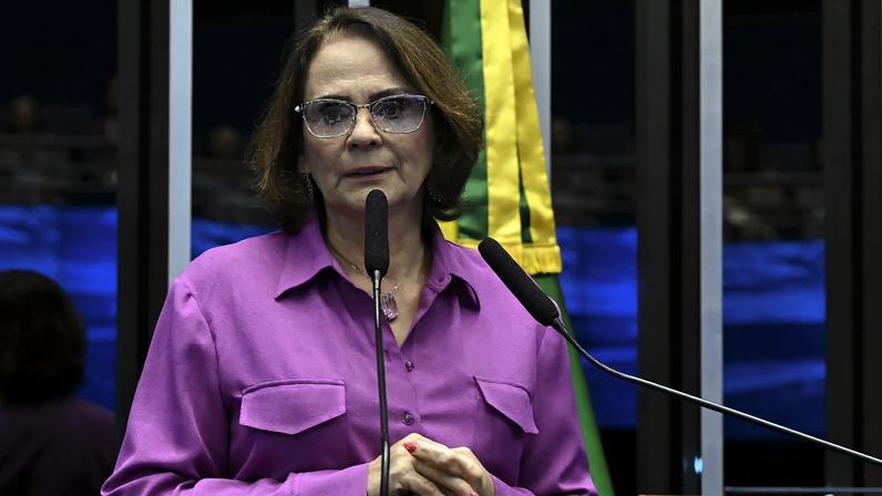 Damares Alves foi a relatora do PL que aumenta penas para crimes sexuais contra vulneráveis. (Foto: Jefferson Rudy / Agência Senado)