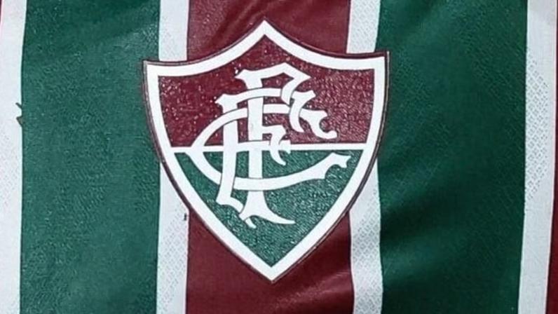 Fluminense relembra a primeira camisa e seu uniforme histórico