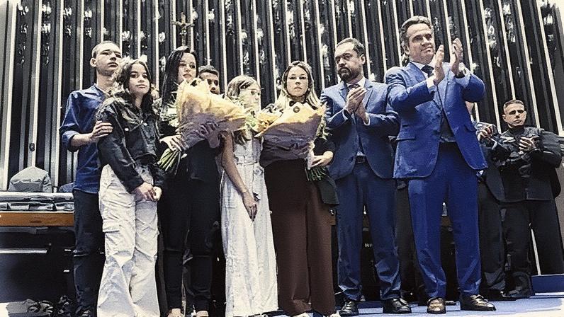 Sessão Solene do Congresso Nacional destinada a homenagear o Governo do Estado do Rio de Janeiro, a Polícia Civil, a Polícia Militar e os policiais mortos e baleados na Operação Contenção - Geraldo Magela/Agência Senado