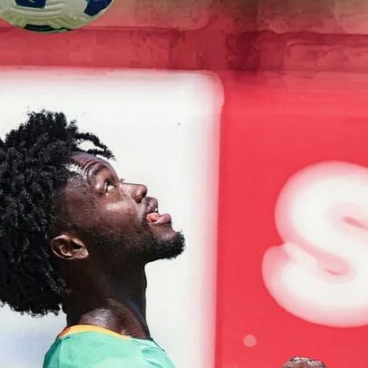 Fluminense promove movimento interno para apoiar Santi Moreno