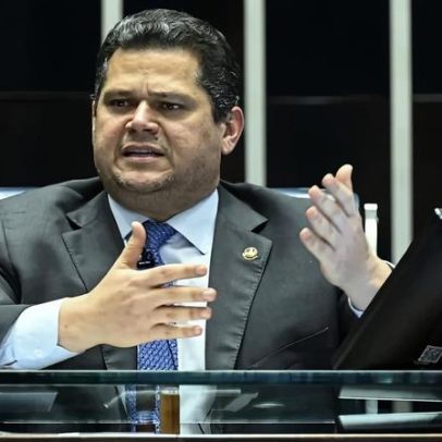 Alcolumbre amplia oposição ao governo Lula na indicação de Messias ao STF