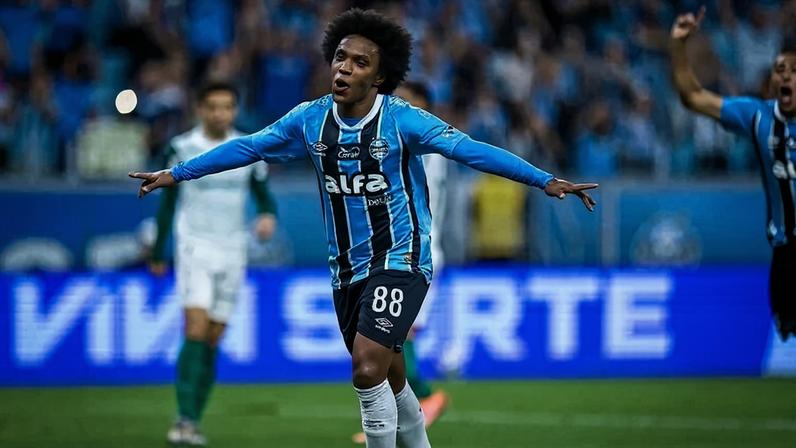 Carlos Vinicius marcou o segundo gol do Grêmio (Foto: Lucas Uebel/Grêmio FBPA)