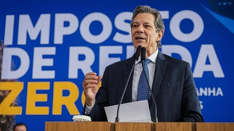 Haddad rejeita privatização dos Correios e afirma não haver debate no governo