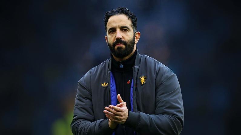 Ruben Amorim, treinador do Manchester United, em casa do Tottenham - Foto: IMAGO