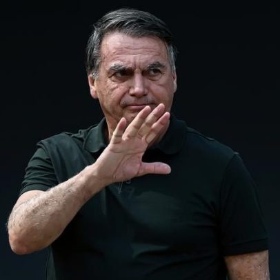 HC pede fim de restrição de comunicações impostas a Bolsonaro