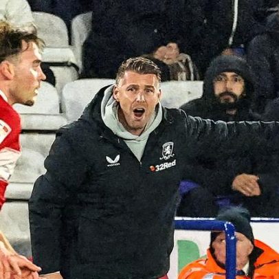 Wolves escolhe e negocia novo treinador