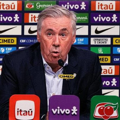 Ancelotti orienta Neymar