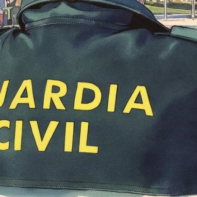 Pais vendem filha de 14 anos por 5 mil euros e uísque na Espanha