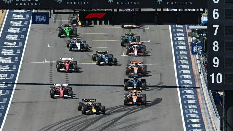 Largada do GP dos EUA de Fórmula 1 (Foto: Ronaldo Schemidt / AFP)