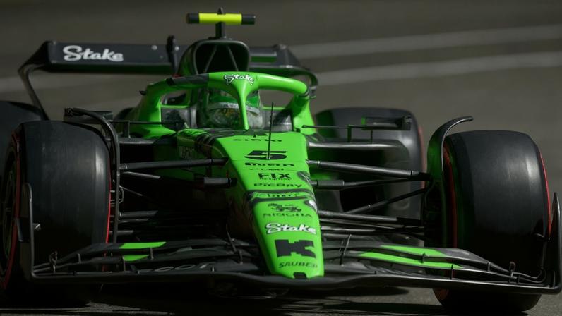 Gabriel Bortoleto no GP de Las Vegas de F1 (Foto: Frederic J. Brown / AFP)