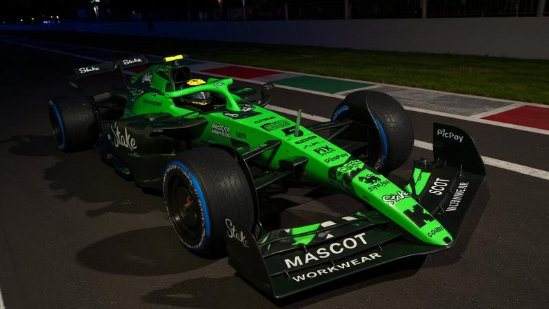 Gabriel Bortoleto na classificação do GP de Las Vegas de F1 (Foto: Cristobal Herrera-Ulashkevich / Pool / AFP