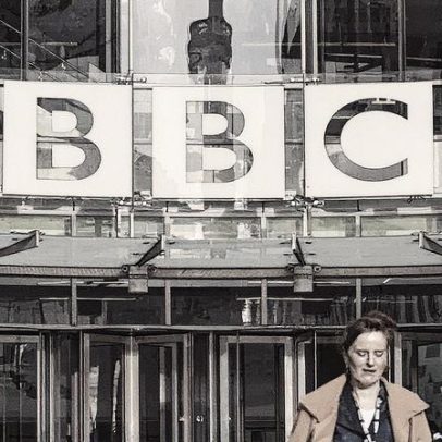 BBC pede desculpas a Trump, mas rejeita indenização por erro