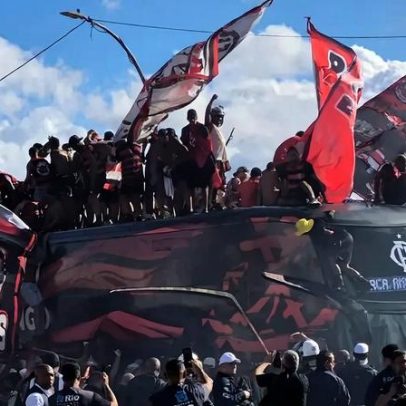 AeroFla: milhares de torcedores acompanham Flamengo rumo à final da Libertadores