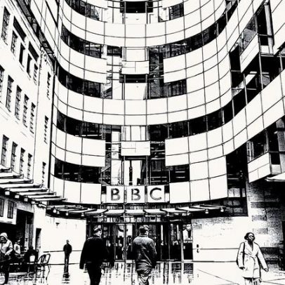 BBC mantém firmeza na defesa da liberdade de imprensa contra Trump