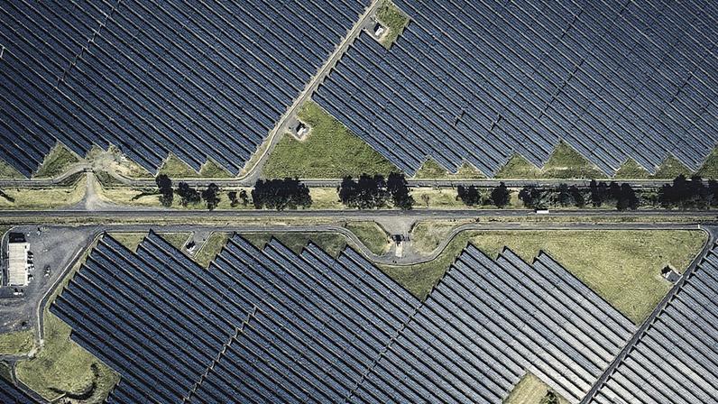 Brasol, apoiada pela BlackRock, mira R$ 20 bi em aquisições em energia solar |'Brasol, como uma empresa bem capitalizada, está em posição de adquirir esses ativos, reestruturar a dívida', diz o CEO Ty Eldridge. (Foto: Jonne Roriz/Bloomberg)