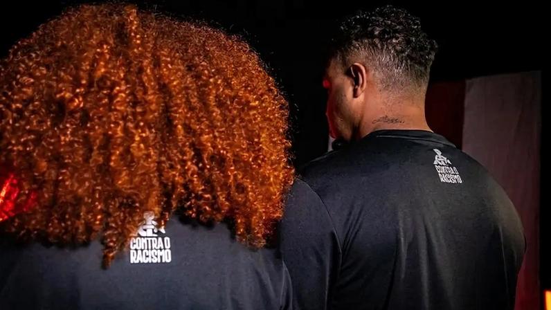 Detalhe da camisa pelo Dia da Consciência Negra do Internacional (Foto: Divulgação/SC Internacional)