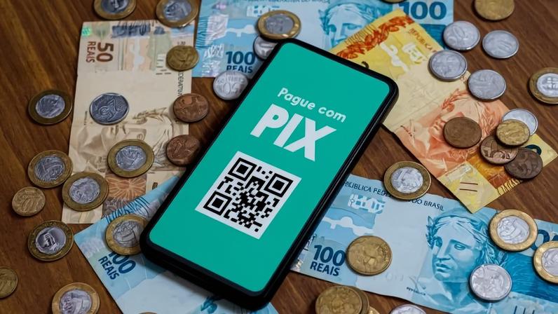 As 297,4 milhões de transações foram responsáveis por um volume financeiro da ordem de de R$ 166,2 bilhões, também um recorde para um único dia