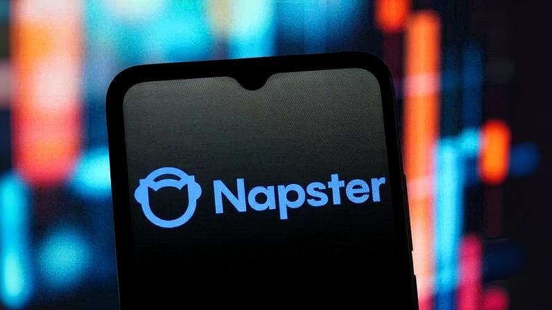 Logotipo do Napster é exibido na tela de um smartphone