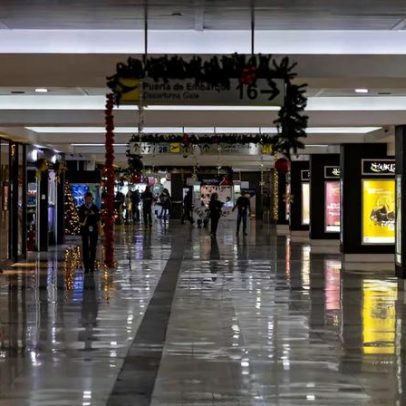 Trump anuncia fechamento total do espaço aéreo da Venezuela