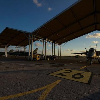 FAB dispara mísseis METEOR de caças F-39E Gripen em Natal