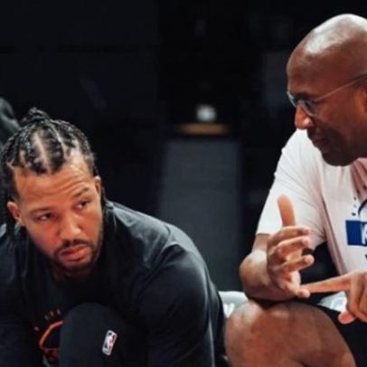 Mike Brown vê Jalen Brunson como potencial MVP da NBA