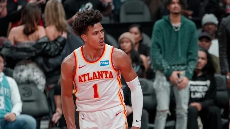 Jalen Johnson LeBron James