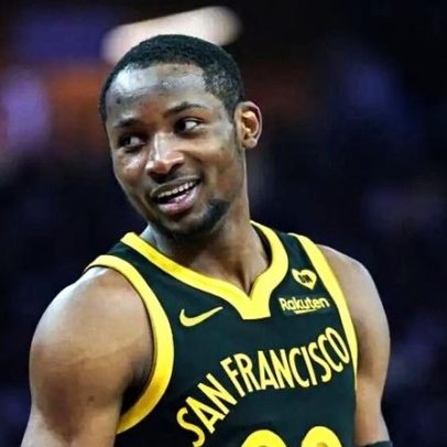 Jonathan Kuminga quebra silêncio após rumores de troca