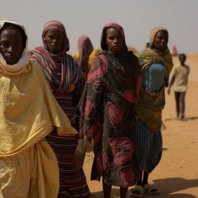 Massacres em Darfur e avanço rebelde desafiam papel dos Emirados no Sudão