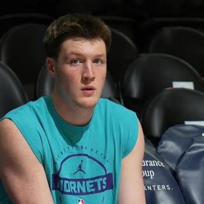 Kon Knueppel pode superar Stephen Curry, crava ídolo do Pacers