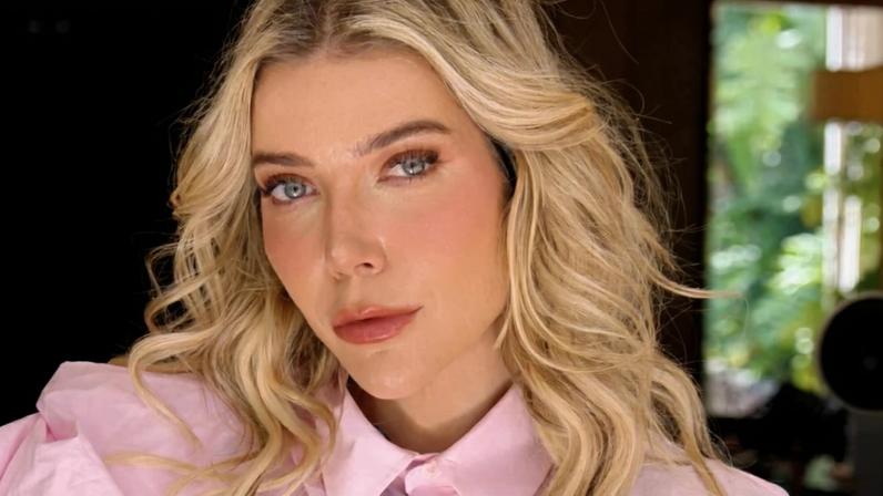 Luiza Possi reage após exposição de namoro com Maria Gadú