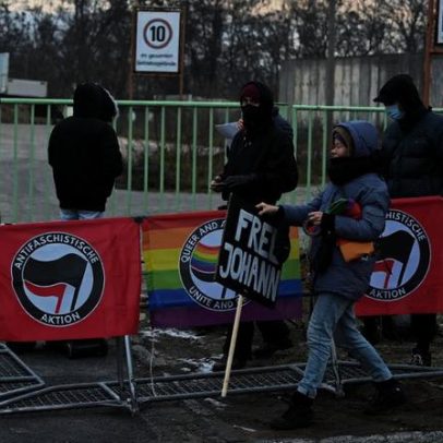 Julgamento na Alemanha contra membros do Antifa Este por ataques à extrema direita