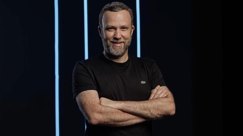 Para Dennis Herszkowicz, a IA traz a oportunidade das empresas repensarem seus processos e ampliarem sua capacidade de gerar valor para todos os stakeholders