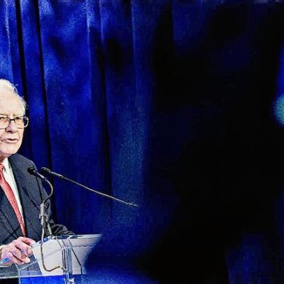 Buffett amplia caixa da Berkshire para US$ 382 bilhões antes da aposentadoria
