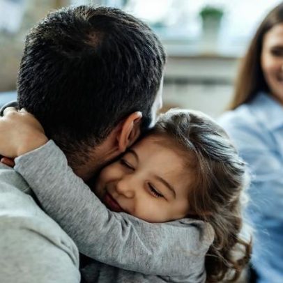 Como a graça influencia a educação dos filhos no lar cristão